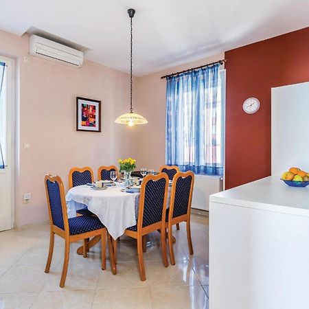 Gorgeous Apartment In Rijeka With Kitchen Esterno foto