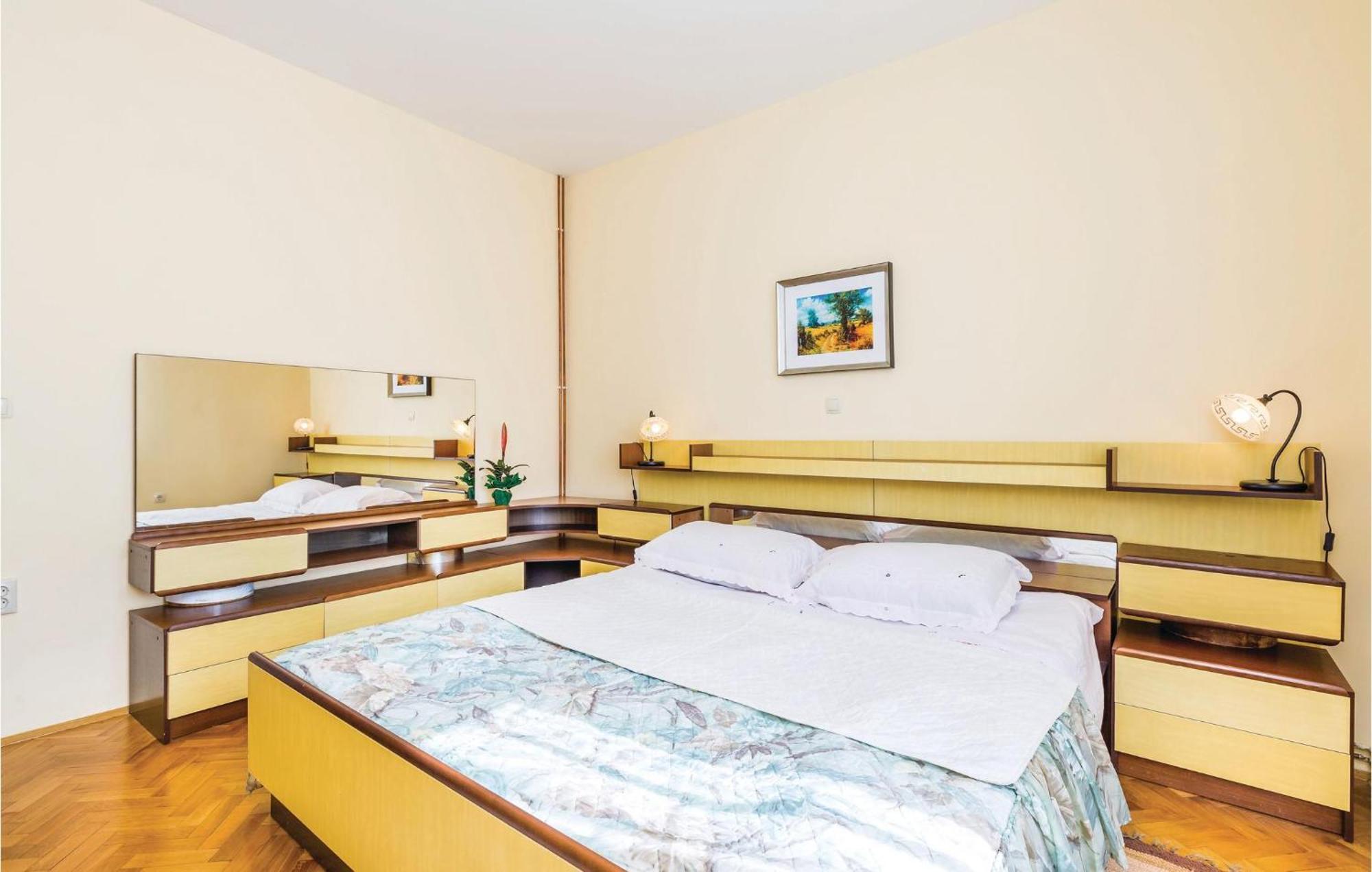 Gorgeous Apartment In Rijeka With Kitchen Esterno foto