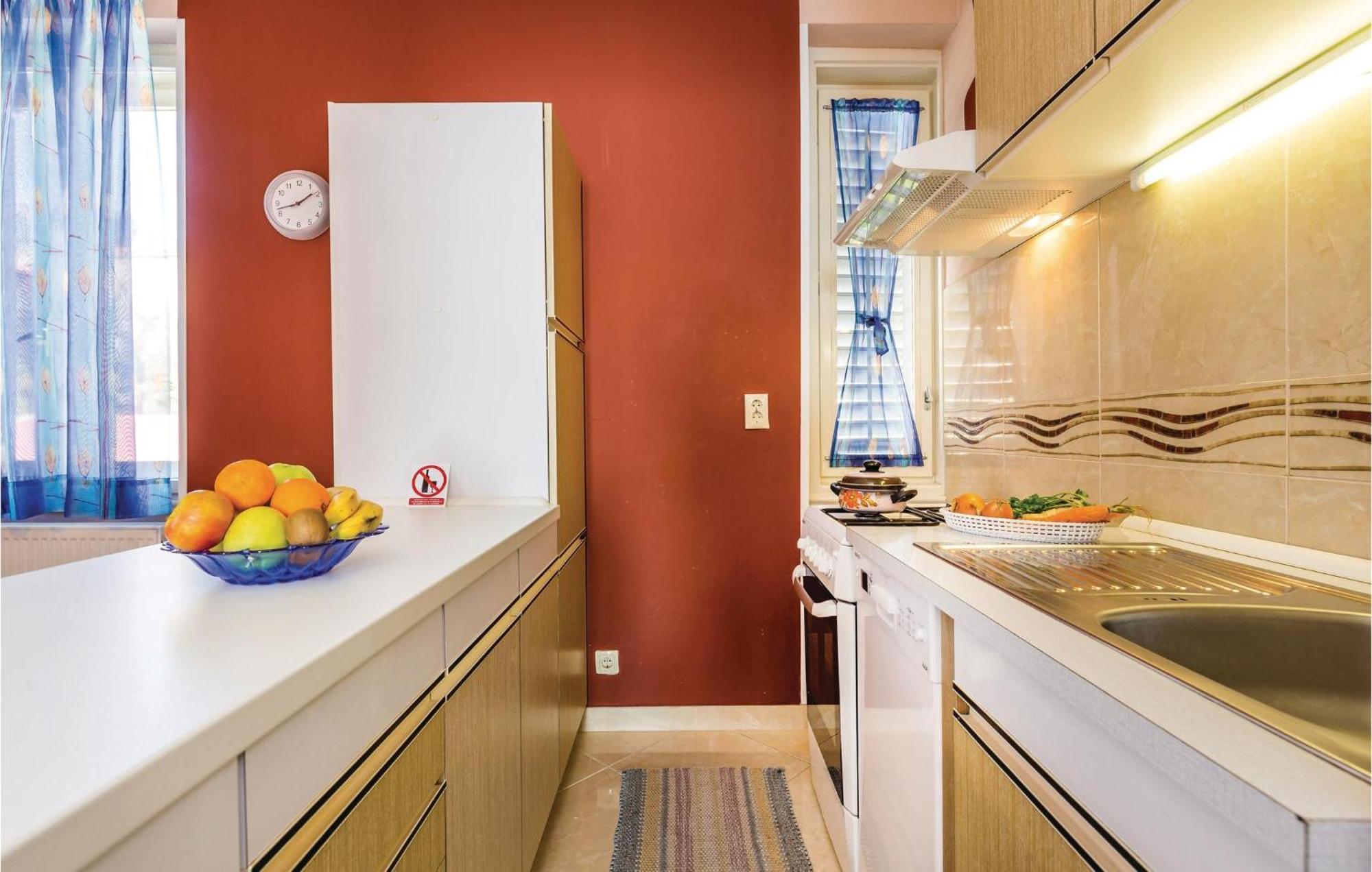 Gorgeous Apartment In Rijeka With Kitchen Esterno foto